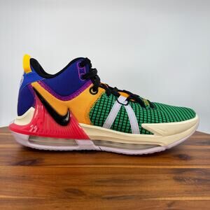 Nike LeBron Witness VII 7 Men's Size 9 Multicolor Basketball Shoes